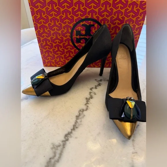Tory Burch Black and Bronze Beetle Heels Rare - Picture 3 of 12